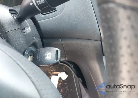 2004 Honda Accord 2.4 Ex z USA, uszkodzony, nr VIN 1HGCM725X4A008675